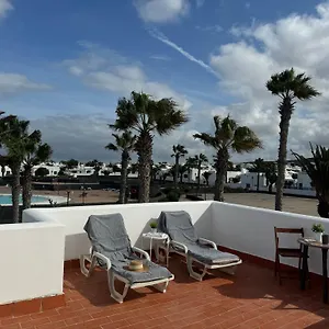https://casa-valentina-playa-blanca-lanzarote.in-canary-islands.com